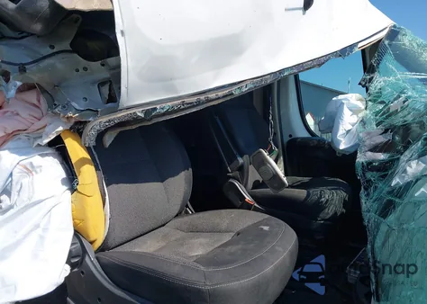 2016 Ram Promaster 2500 High Roof z USA, uszkodzony, nr VIN 3C6TRVDG3GE134114